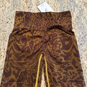 Gymshark Adapt Safari Shorts Yellow